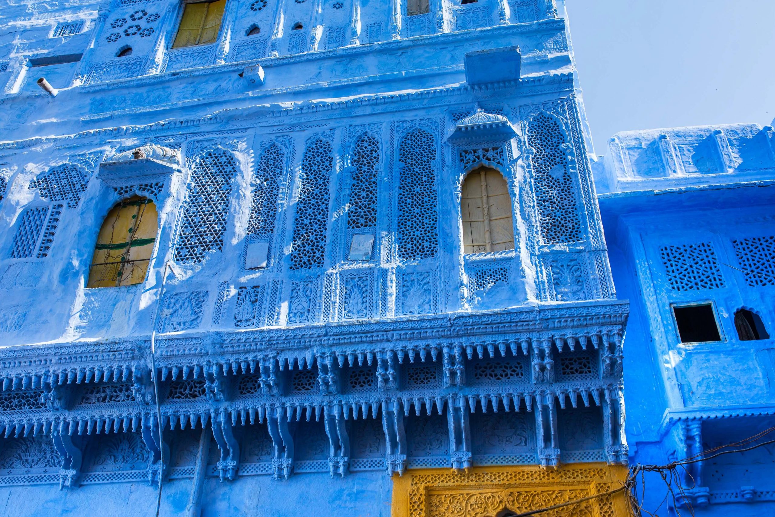Indien_Traditional blue windows and wall@mazzzur_deposit(klein)