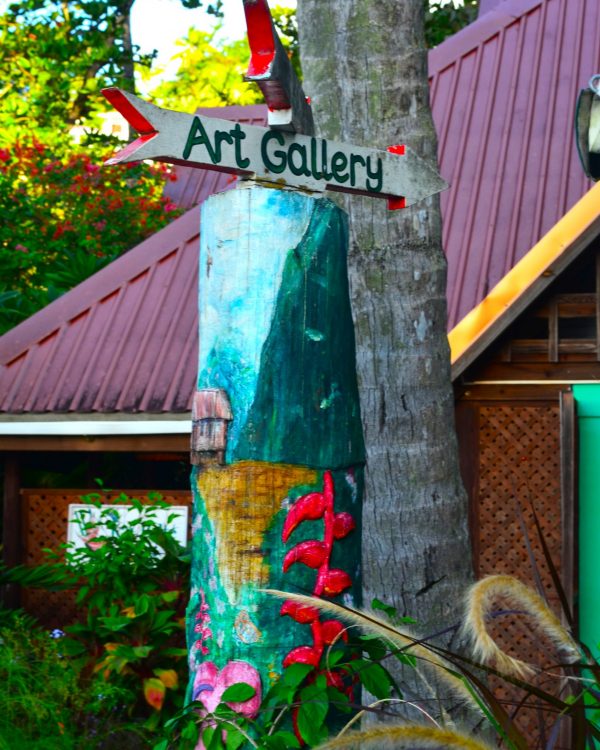 Zeitgenössische Künstler in Saint Lucia - Llewellyn Xavier, Sakey & Michelle Elliot