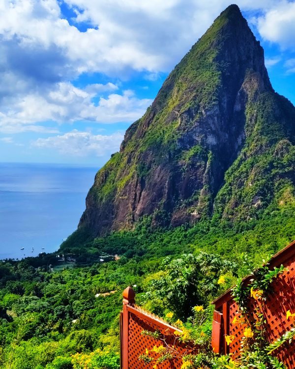 Pitons-scaled